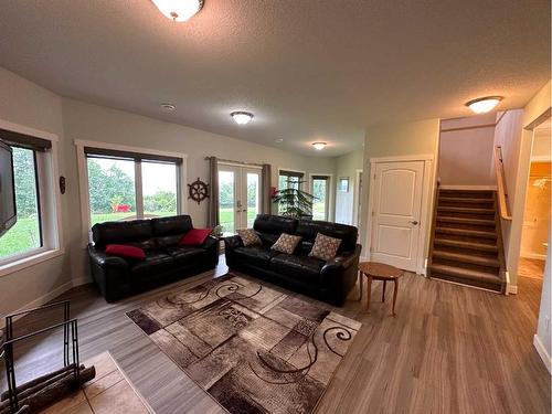 67325, 834 Churchill Park Road, Rural Lac La Biche County, AB - Indoor Photo Showing Living Room