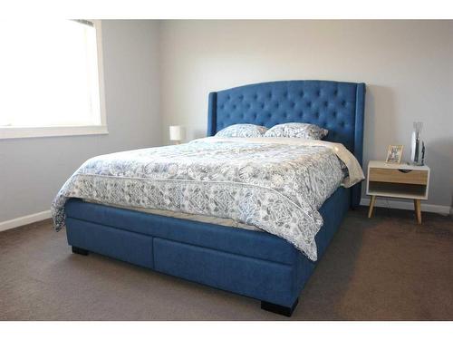 29-100 Albion Drive, Fort Mcmurray, AB - Indoor Photo Showing Bedroom