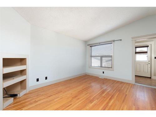 280 Diefenbaker Drive, Fort Mcmurray, AB - Indoor Photo Showing Other Room