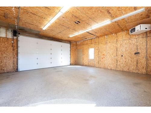 280 Diefenbaker Drive, Fort Mcmurray, AB - Indoor Photo Showing Garage