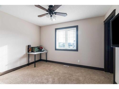 100 Macrae Place, Fort Mcmurray, AB - Indoor Photo Showing Other Room