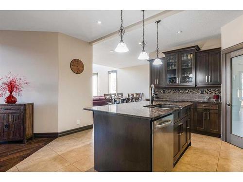100 Macrae Place, Fort Mcmurray, AB - Indoor Photo Showing Kitchen With Upgraded Kitchen