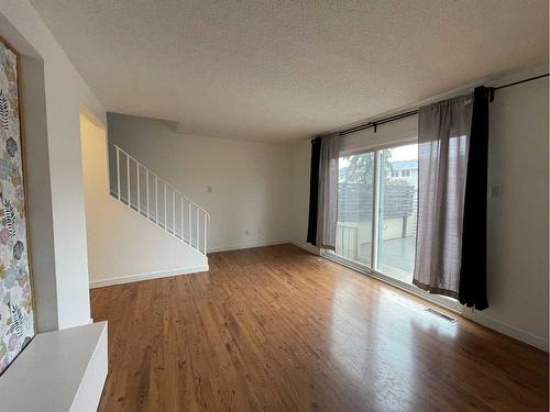 218-600 Signal Road, Fort Mcmurray, AB - Indoor Photo Showing Other Room