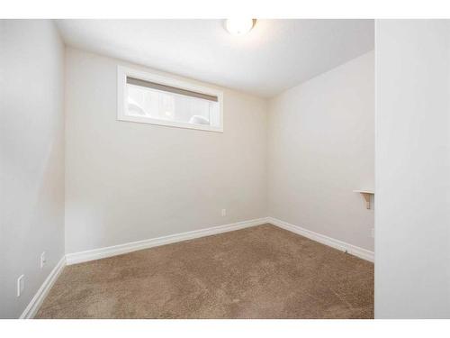 121 Chalifour Street, Fort Mcmurray, AB - Indoor Photo Showing Other Room