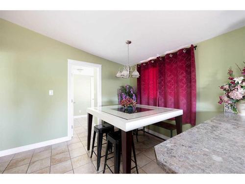 177 Greely Road, Fort Mcmurray, AB - Indoor Photo Showing Dining Room