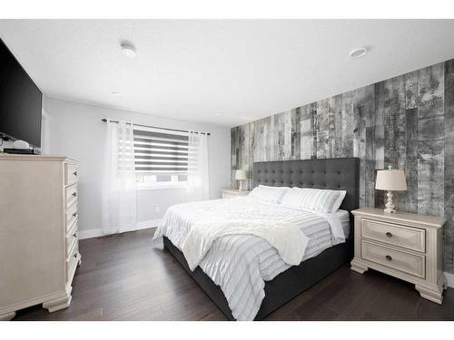 115 Airmont Court, Fort Mcmurray, AB - Indoor Photo Showing Bedroom