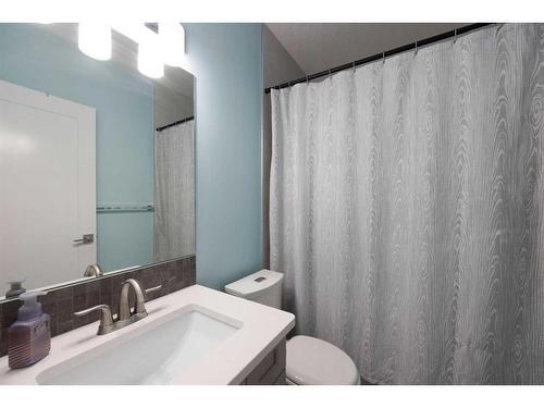 115 Airmont Court, Fort Mcmurray, AB - Indoor Photo Showing Bathroom