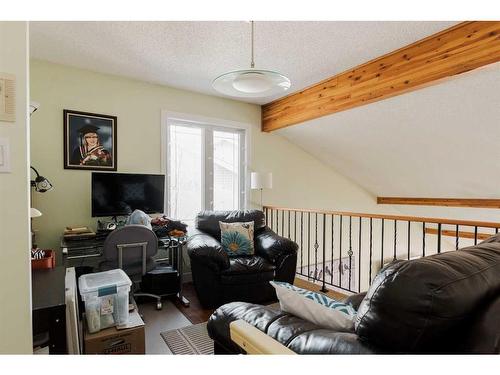 136 Marten Place, Fort Mcmurray, AB - Indoor