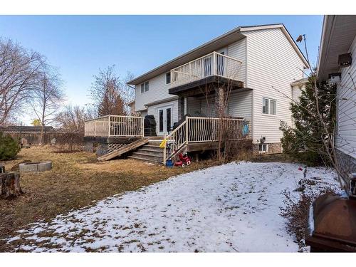 136 Marten Place, Fort Mcmurray, AB - Outdoor With Deck Patio Veranda