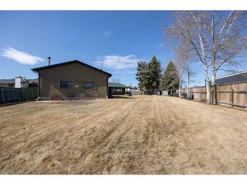 13 Bennett Crescent, Fort Mcmurray, AB - Outdoor