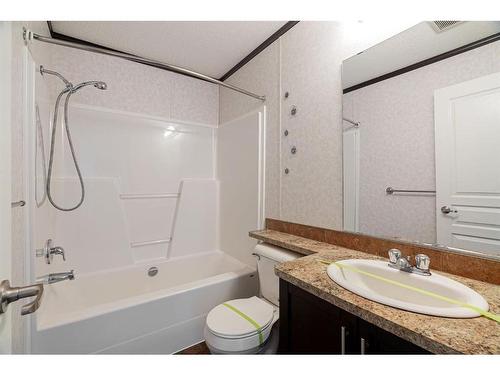 305 Gregoire Crescent, Fort Mcmurray, AB - Indoor Photo Showing Bathroom