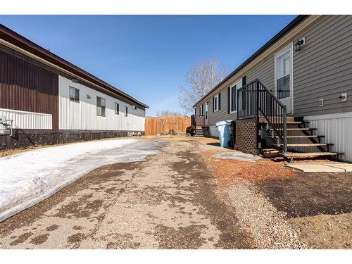 305 Gregoire Crescent, Fort Mcmurray, AB - Outdoor With Exterior