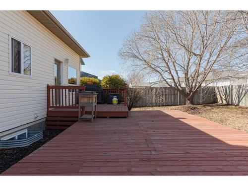 187 Breukel Crescent, Fort Mcmurray, AB - Outdoor With Deck Patio Veranda With Exterior