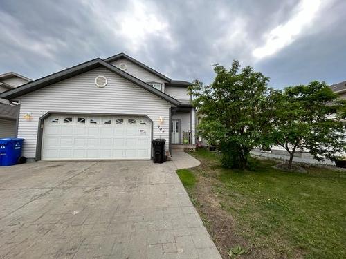 149 Pickles Crescent, Fort Mcmurray, AB - Outdoor