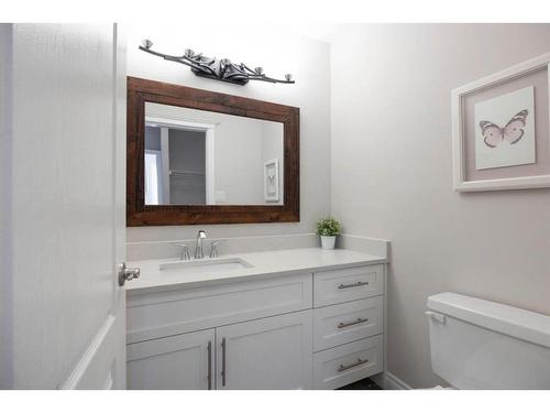 143 Berard Crescent, Fort Mcmurray, AB - Indoor Photo Showing Bathroom