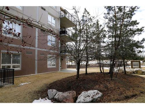 2110-204 Sparrow Hawk Drive, Fort Mcmurray, AB - Outdoor