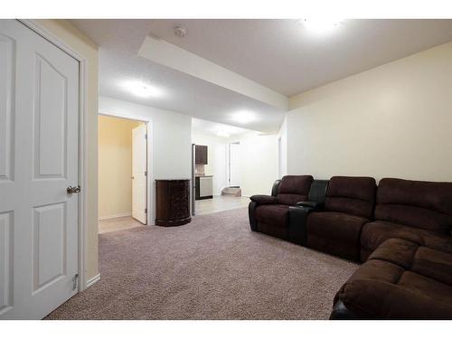 145 Mayflower Crest, Fort Mcmurray, AB - Indoor