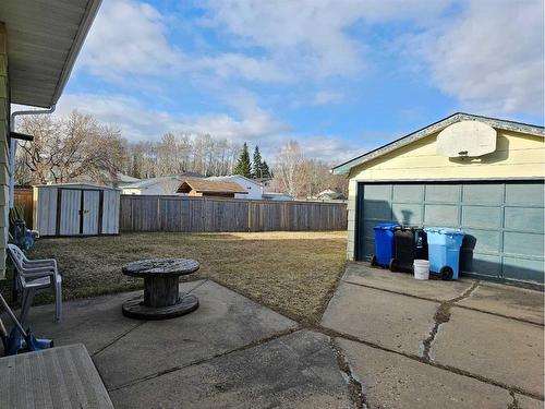 338 Hillcrest Drive, Fort Mcmurray, AB - Outdoor