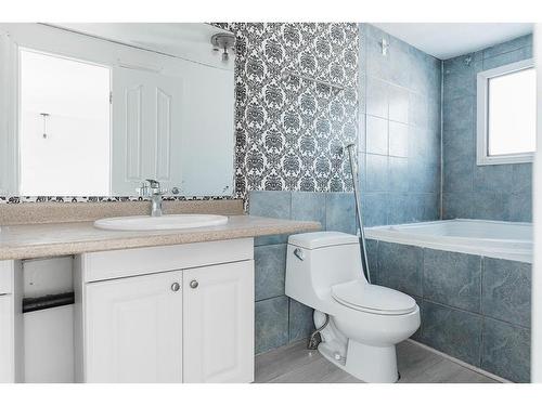 232 Caouette Crescent, Fort Mcmurray, AB - Indoor Photo Showing Bathroom