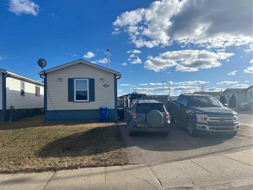 161 Hoehne Street, Fort Mcmurray, AB - Outdoor