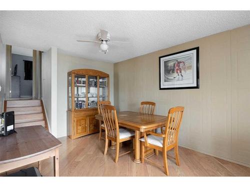 14 Maciver Street, Fort Mcmurray, AB - Indoor Photo Showing Dining Room