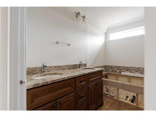 108 Grey Owl Place, Fort Mcmurray, AB - Indoor Photo Showing Bathroom