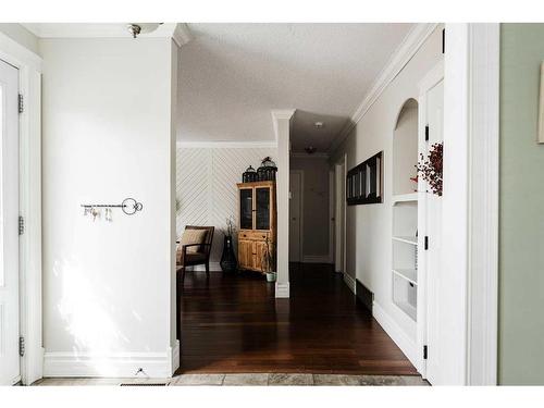 44 Bell Crescent, Fort Mcmurray, AB - Indoor Photo Showing Other Room