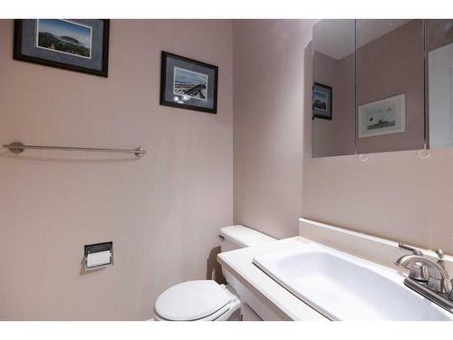 137 Robin Crescent, Fort Mcmurray, AB - Indoor Photo Showing Bathroom