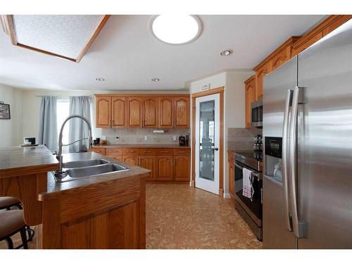 109 Fisher Crescent, Fort Mcmurray, AB - Indoor Photo Showing Kitchen With Double Sink