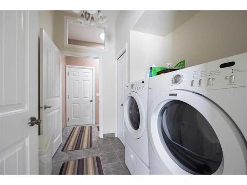 109 Fisher Crescent, Fort Mcmurray, AB - Indoor Photo Showing Laundry Room