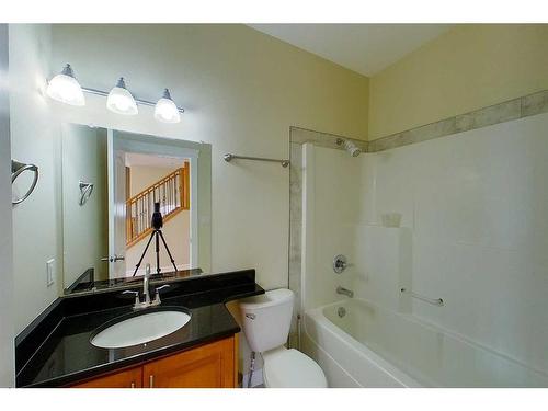 418 Grosbeak Way, Fort Mcmurray, AB - Indoor Photo Showing Bathroom