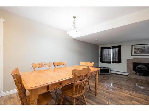 204-610 Signal Road, Fort Mcmurray, AB - Indoor Photo Showing Dining Room