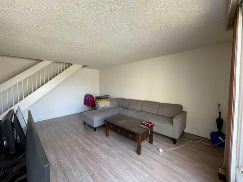 1644-21 Macdonald Drive, Fort Mcmurray, AB - Indoor Photo Showing Other Room