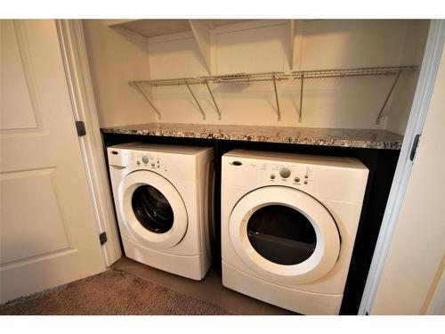 173 Collicott Drive, Fort Mcmurray, AB - Indoor Photo Showing Laundry Room