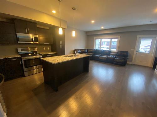 173 Collicott Drive, Fort Mcmurray, AB - Indoor Photo Showing Kitchen