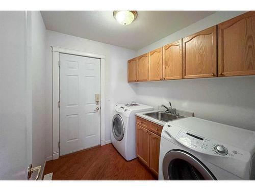 15-264 J.W. Mann Drive, Fort Mcmurray, AB - Indoor Photo Showing Laundry Room