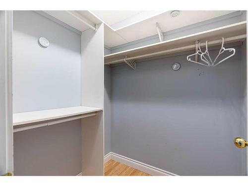 223 Williams Drive, Fort Mcmurray, AB - Indoor With Storage