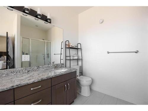 407 Killdeer Way, Fort Mcmurray, AB - Indoor Photo Showing Bathroom