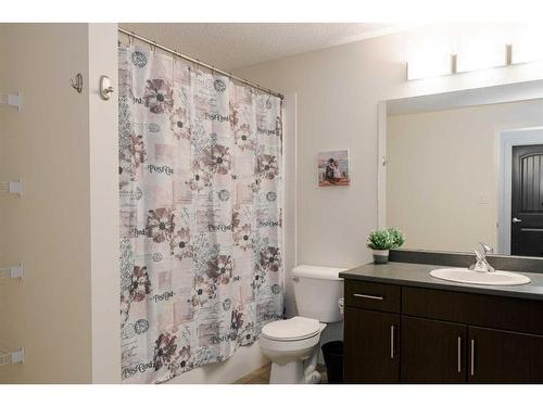 1315-135A Sandpiper Road, Fort Mcmurray, AB - Indoor Photo Showing Bathroom
