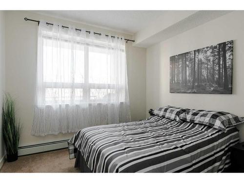 1315-135A Sandpiper Road, Fort Mcmurray, AB - Indoor Photo Showing Bedroom