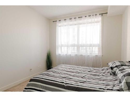 1315-135A Sandpiper Road, Fort Mcmurray, AB - Indoor Photo Showing Bedroom