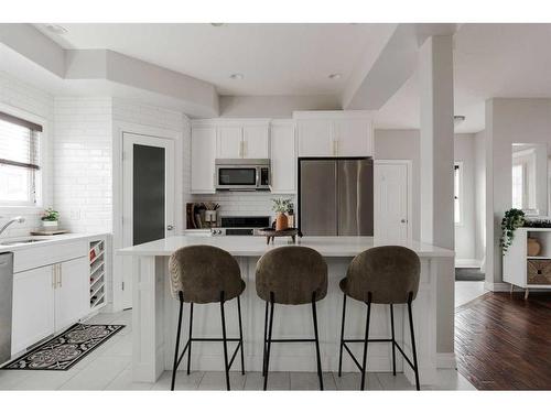 185 Snowy Owl Way, Fort Mcmurray, AB - Indoor Photo Showing Kitchen
