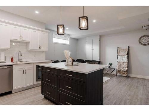 185 Snowy Owl Way, Fort Mcmurray, AB - Indoor Photo Showing Kitchen