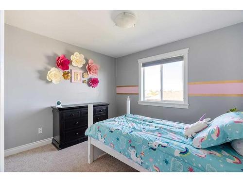 129 Shore Street, Fort Mcmurray, AB - Indoor Photo Showing Bedroom