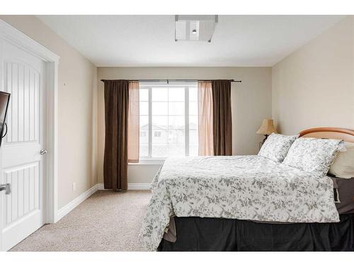 1-300 Sparrow Hawk Drive, Fort Mcmurray, AB - Indoor Photo Showing Bedroom