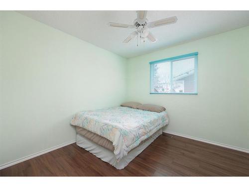 173 Ross Haven Drive, Fort Mcmurray, AB - Indoor Photo Showing Bedroom
