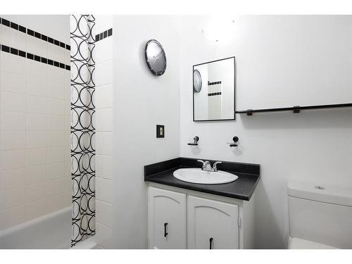 173 Ross Haven Drive, Fort Mcmurray, AB - Indoor Photo Showing Bathroom