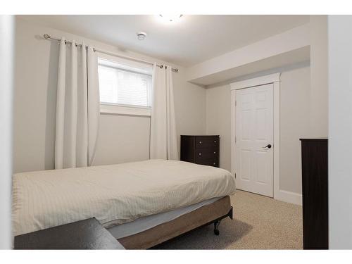 201 Ward Crescent, Fort Mcmurray, AB - Indoor Photo Showing Bedroom