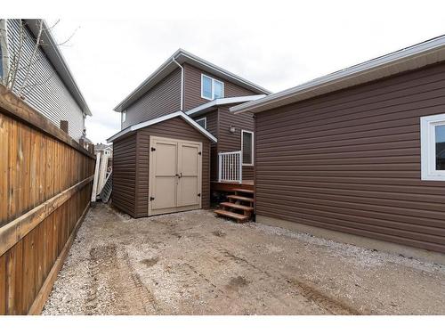 201 Ward Crescent, Fort Mcmurray, AB - Outdoor With Exterior