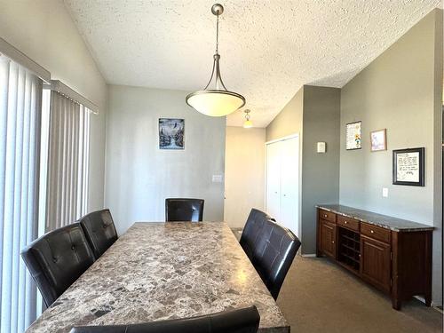 191 Cochrane Crescent Nw, Fort Mcmurray, AB - Indoor Photo Showing Dining Room